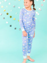 Load image into Gallery viewer, Ruffle Butts STARRY DREAMS l/s Pajamas
